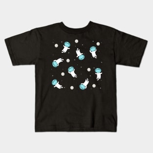 Cute cats floating in space Kids T-Shirt
